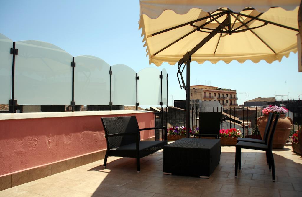 I Cento Campanili Apartment Ачиреале Екстериор снимка