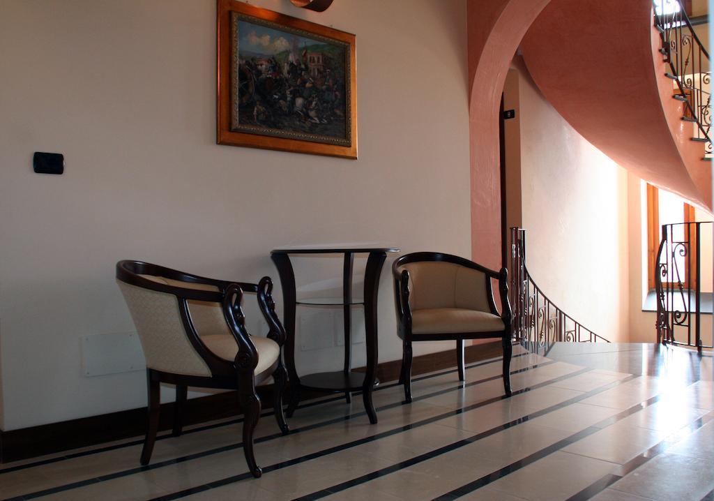 I Cento Campanili Apartment Ачиреале Екстериор снимка