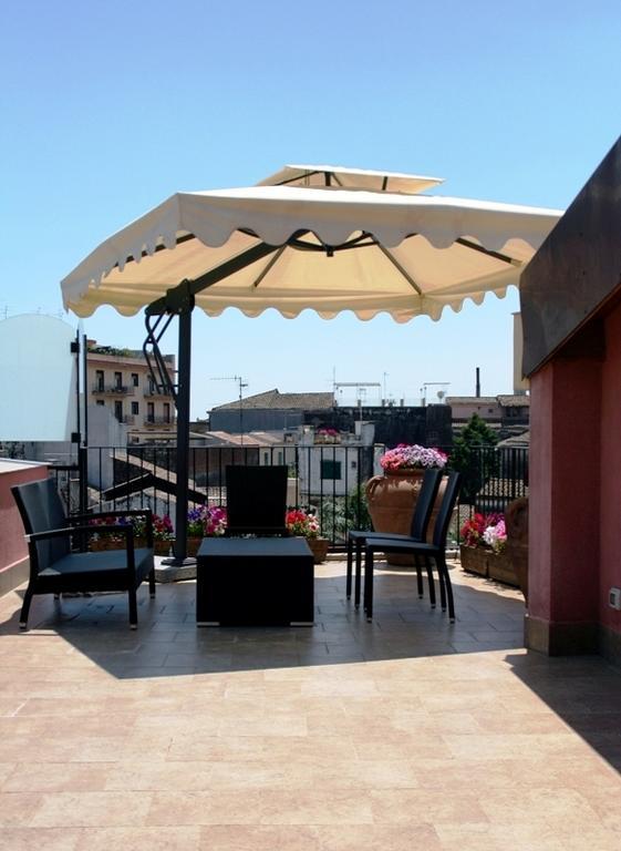I Cento Campanili Apartment Ачиреале Екстериор снимка